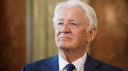Działacz opozycji w czasach PRL Krzysztof Wyszkowski. Fot. PAP/M. Zakrzewski