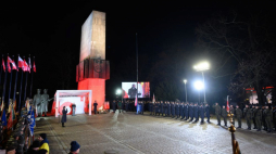 Poznań, 27.12.2022. Centralne obchody 104. rocznicy wybuchu Powstania Wielkopolskiego, przy pomniku Powstańców Wielkopolskich w Poznaniu. Fot. PAP/J. Kaczmarczyk 