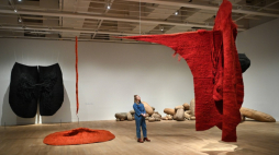 Wystawa "Every Tangle of Thread and Rope" w Tate Modern. Fot. PAP/EPA