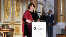 Dyrektor instytutu Dorota Janiszewska-Jakubiak podczas gali z okazji 5 lat działalności Narodowego Instytutu Dziedzictwa Kulturowego Za Granicą "Polonika". Warszawa, 08.12.2022. Fot. PAP/A. Lange