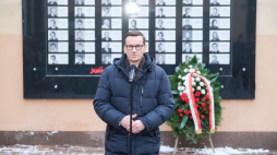 Premier Mateusz Morawiecki podczas wizyty w siedzibie Muzeum Żołnierzy Wyklętych i Więźniów Politycznych PRL w Warszawie. Fot PAP/M. Marek