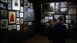 Prezentacja dla mediów wystawy „Wędrujące obrazy. Małgorzata Mirga-Tas” w Galerii Międzynarodowego Centrum Kultury w Krakowie. Fot. PAP/Ł. Gągulski