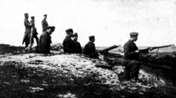 Kompania powstańców wielkopolskich na froncie. Źródło: Wikimedia Commons