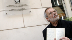Poeta i aktor Bogusław Kierc. Fot. PAP/A. Hawałej