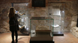 Otwarcie wystawy poświęconej Mikołajowi Kopernikowi w Muzeum Archidiecezji Warmińskiej w Olsztynie na inaugurację wojewódzkich obchodów roku Kopernika. Fot. PAP/T. Waszczuk