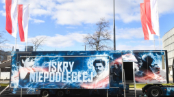 Warszawa, 27.02.2023. Premiera projektu „Iskry Niepodległej”, na terenie Dowództwa Garnizonu Warszawa. Fot. PAP/R. Pietruszka 