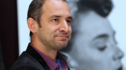 Dyrektor poznańskiego Teatru Nowego im. Tadeusza Łomnickiego Piotr Kruszczyński. Fot. PAP/A. Ciereszko