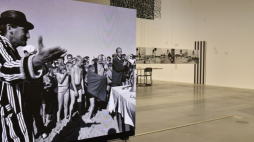 Warszawa, 15.02.2023. Otwarcie wystawy pt. „Anka Ptaszkowska. Przypadkiem” w Muzeum Sztuki Nowoczesnej – Muzeum nad Wisłą. Fot. PAP/A. Lange 