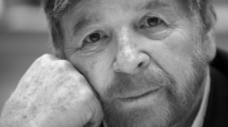 Szewach Weiss. Fot. PAP/G. Jakubowski