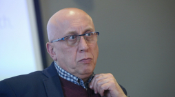 Dr Marek Lasota. Fot. PAP/S. Rozpędzik