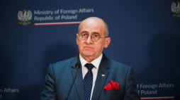 Warszawa, 22.03.2023. Minister spraw zagranicznych RP Zbigniew Rau podczas konferencji prasowej w siedzibie ministerstwa. Fot. PAP/M. Obara