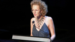 Tłumaczka Justyna Czechowska. Fot. PAP/S. Rozpędzik