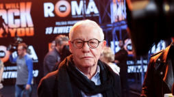 Warszawa, 04.04.2023. Dyrektor Teatru Muzycznego ROMA Wojciech Kępczyński podczas konferencji prasowowej przed premierą musicalu „We Will Rock You”, 4 bm. na Dużej Scenie Teatru Muzycznego ROMA w Warszawie. Fot. PAP/S. Pulcyn