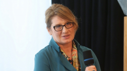 Prezes Stowarzyszenia Purpurowy Stradivarius Aleksandra Wysłouch-Cieszyńska. Fot. PAP/Ł. Gągulski