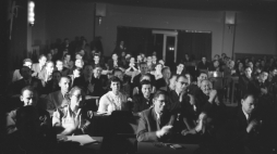 Zjazd filmowców, na którym przyjęto założenia twórczości filmowej zgodnej z linią polityczną PZPR. Wisła, 11.1949. Fot. PAP/CAF/J. Baranowski