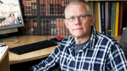 Prof. Jacek Wierzbicki. Źródło: www.uniwersyteckie.pl