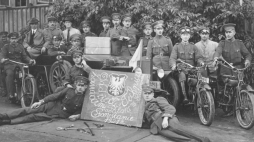 III Powstanie Śląskie: oddział techniczny żandarmerii polowej wojsk powstańczych. Fot. NAC