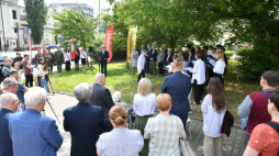 Uroczystość nadania imienia prof. Zbigniewa Wójcika skwerowi w Warszawie. Fot. PAP/A. Lange