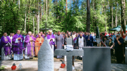 Kościelne obchody 80. rocznicy tragicznych wydarzeń na Wołyniu (Parośla, Ukraina, 8.07.2023). Fot. Takashi Itozawa. Źródło: episkopat.pl