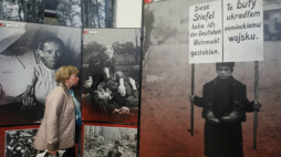 Wystawa IPN „Ukradzione dzieciństwo” w Centrum Edukacyjnym IPN w Warszawie. 2018 r. Fot. PAP/P. Supernak