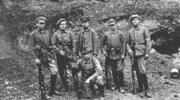 Grupa powstańców śląskich. Fot. NAC