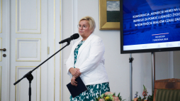 Szefowa kancelarii prezydenta RP Grażyna Ignaczak-Bandych podczas konferencji „Niemiecki mord na Ulmach. Represje za pomoc ludności żydowskiej w kontekście czasu Zagłady”. Fot. PAP/A. Zawada