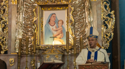 Obraz Madonny z Dzieciątkiem w kościele św. Wawrzyńca w Parlinie. Źródło: Teologia Polityczna