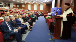 Wiceminister edukacji Wojciech Murdzek (L), minister kultury Piotr Gliński (2L), wicemarszałek Sejmu Małgorzata Gosiewska (C), metropolita warszawski, kardynał Kazimierz Nycz (3P) oraz rektor uczelni ks. prof. dr hab. Ryszard Czekalski (P) na inauguracji nowego roku akademickiego na Uniwersytecie Kardynała Stefana Wyszyńskiego w Warszawie. Fot. PAP/P. Supernak