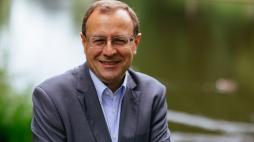 Prof. Antoni Dudek. Fot. PAP/A. Zawada