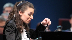 Warszawa, 21.10.2010. Zwyciężczyni konkursu, laureatka I nagrody Rosjanka Julianna Avdeeva podczas występu w Sali Moniuszki Teatru Wielkiego-Opery Narodowej. Fot. PAP/R. Pietruszka 