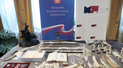 Przekazane do Muzeum Historycznego przez KAS i policję zabytki. Białystok, 16.11.2023. Fot. PAP/A. Reszko