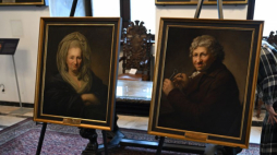 Gdańsk, 14.11.2023. Prezentacja portretów Jeanne Chodowieckiej i Daniela Chodowieckiego nowo pozyskanych do zbiorów Muzeum Gdańska. Fot. PAP/A. Warżawa