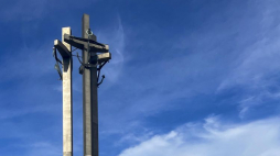 Pomnik Poległych Stoczniowców 1970 na pl. Solidarności w Gdańsku. Fot. PAP/J. Ochoński