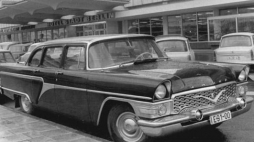 Gaz-13 Czajka. Źródło: Wikimedia Commons