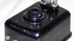 Detefon. Źródło: Wikimedia Commons