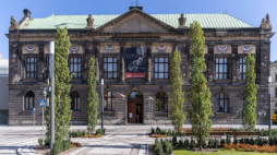 Gmach Muzeum Narodowego w Poznaniu. Fot. PAP/P. Jaskółka