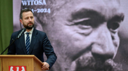 Wicepremier, minister obrony narodowej Władysław Kosiniak-Kamysz podczas obchodów 150. rocznicy urodzin Wincentego Witosa w Centrum Kultury Wsi Polskiej w Wierzchosławicach. Fot. PAP/P. Topolski