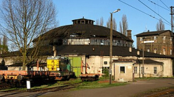Piła, tzw. Okrąglak czyli wybudowana w latach 1870-1874 parowozownia, Fot: Wikipedia