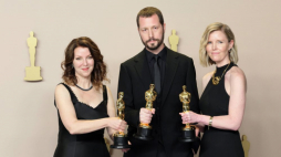 Raney Aronson-Rath, Mstyslav Chernov, Michelle Mizner. Fot. PAP/EPA/A. Dinner