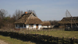 Skansen Muzeum Wsi Mazowieckiej. Fot. PAP/Z. Żyburtowicz 