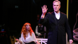 Grzegorz Łukawski i Katarzyna Chlebny na próbie spektaklu pt. "Jak spieprzyliśmy wszystko" w krakowskim teatrze KTO według scenariusza i w reżyserii Pawła Szumca, fot. PAP/Ł. Gągulski