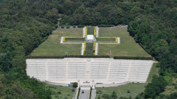 Polski Cmentarz Wojenny na Monte Cassino. Fot. PAP/R. Pietruszka