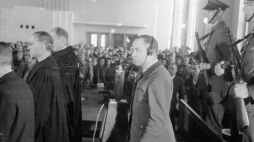 Rudolf Hoess przed Najwyższym Trybunałem Narodowym w Warszawie. Fot. CAF/PAP/S. Dąbrowiecki