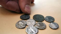 Monety rzymskie z II i III wieku n.e.PAP/T. Wojtasik