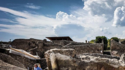 Prace na obszarze prac archeologicznych Regio IX w Pompejach – zdjęcie ilustracyjne. 2023 r. Fot. PAP/EPA
