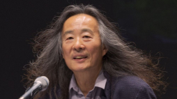 Yang Lian. Źródło: Wikimedia Commons