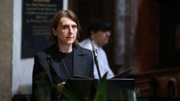 Minister kultury i dziedzictwa narodowego Hanna Wróblewska na uroczystościach pogrzebowych kompozytora Jana A.P. Kaczmarka w kościele świętych Piotra i Pawła w Krakowie. Fot. PAP/Ł. Gągulski
