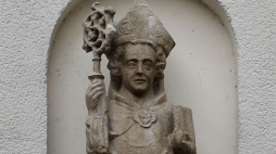 Kopia czternastowiecznej figury św. Ottona z Zamku Książąt Pomorskich w Szczecinie. Źródło: Wikipedia.