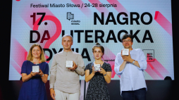 Laureaci Nagrody Literackiej „Gdynia” w 2022 r., od lewej: Agnieszka Gajewska, Krzysztof Bartnicki, Justyna Kulikowska i Maciej PAP/Marcin Gadomski