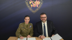 Jan Ołdakowski, dyrektor Muzeum Powstania Warszawskiego, oraz ppłk Katarzyna Rzadkowska, dyrektor Centrum Weterana, fot. PAP/M. Obara